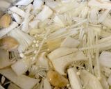 エリンギ 榎 油揚げ ねぎの味噌汁^^作り方5写真