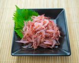 桜海老と菜の花のチーズアヒージョ作り方1写真