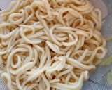 こんにゃく麺で作るヘルシー韓国風ラーメン作り方1写真