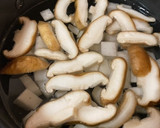 簡単！コロコロ大根と椎茸の卵スープ作り方2写真