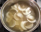 カラダ喜ぶ！特大なめこと玉葱の中華スープ作り方3写真