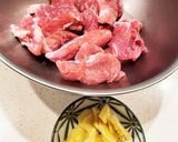 圧力鍋で♡豚肉のこってり味噌煮作り方1写真