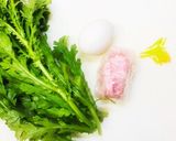 春菊の柚子風味中華スープ作り方1写真