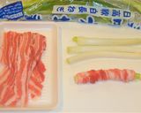 おうち居酒屋⭐軟白長葱のロング肉巻き作り方1写真