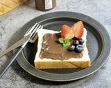 苺とチョコレートジャムのオープンサンド作り方1写真