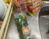 手作りパクチー入り　焼き餃子の皮作り方1写真