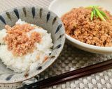 茶飯で♡月見とろろ鶏そぼろ丼作り方1写真