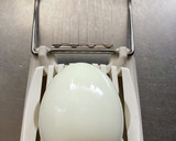 包丁なしでゆで卵をそこそこ細かく切る方法作り方1写真