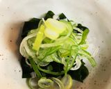 超簡単おつまみ ねぎわかめパート2作り方2写真