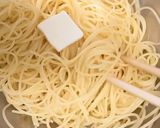 簡単！和えるだけ☆ツナゆかりバターパスタ作り方1写真