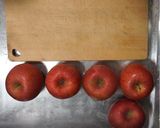 リンゴを炊飯器に入れるだけ柔らかリンゴ煮作り方1写真