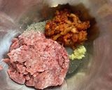旨味たっぷり一口キムチ餃子作り方1写真