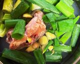 ♡♡鶏ガラ出汁のキムチ野菜鍋♡♡作り方1写真