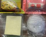 お湯を注ぐだけの春雨にら玉作り方1写真