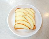 ピーカンナッツとりんごのスイーツトースト作り方1写真