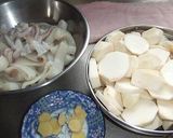 定番　里芋とイカの煮物作り方1写真