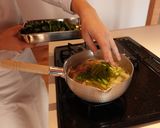 お餅活用！！　ほこた野菜の洋風お雑煮作り方5写真