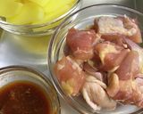 じゃがいもと鶏ももの濃厚胡麻味噌炒め作り方1写真