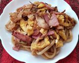 ハムとたまごの焼きうどん♪作り方3写真