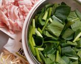 ワインに合う♪豚肉と小松菜の野菜炒め作り方1写真