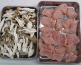 ヘルシー☆鶏むね肉としめじのおかか炒め作り方1写真
