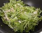 水菜と蓮根のペペロンチーノ風♪めっけ作り方4写真