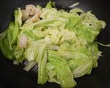 春キャベツの塩炒め♪めっけ作り方3写真