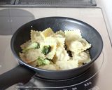 【ラビオリ（ブロッコリーペペロンソース）作り方6写真
