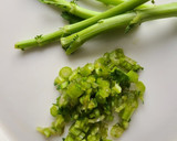 【使いきり】春菊の茎と卵のおにぎり作り方1写真