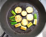 簡単◎鶏もも肉とさつま芋のピリ辛甘酢煮作り方4写真