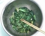 出汁醤油で炒めて作るお浸し作り方4写真