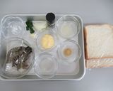 えびのガーリックのせトースト☆作り方1写真
