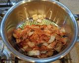 韓国の家庭で食べる　キムチチゲ作り方3写真