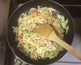 超簡単☆マヨ旨ねぎカニカマ焼きそば♪♪♪作り方6写真