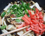 天然キノコなどアヒージョ風な旨旨炒め～作り方6写真
