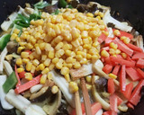 天然キノコなどアヒージョ風な旨旨炒め～作り方7写真