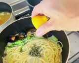 パクチーとムール貝のレモンバターパスタ作り方5写真
