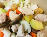 1日目のカレー●根菜中心のチキンカレー作り方1写真