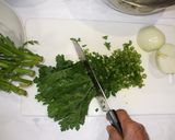 春菊チャーハン♪簡単パラパラ残りご飯で作り方2写真