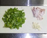 セロリの葉でチャーハン作り方1写真