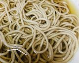だしパックでそばつゆ●エビ天そば作り方1写真