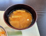 簡単＃玉ねぎと油揚げのお味噌汁作り方2写真