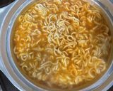 インスタントラーメンで作るイタリアン辛麺作り方2写真