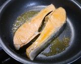 簡単！塩黒胡椒むすび　銀鮭チーズ作り方1写真
