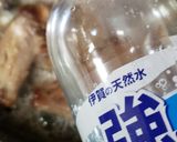簡単♪強炭酸と焼き肉のたれでスペアリブ煮作り方3写真