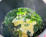 たまごとほうれん草の中華スープ作り方4写真