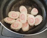 余ったなるとで簡単な煮物！作り方4写真