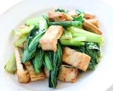 サッと簡単【小松菜と油揚げのだし炒め】作り方5写真