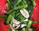 春菊と椎茸のやみつきラー油ナムル作り方4写真