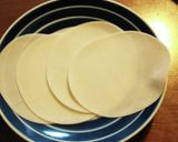 おつまみにピッタリ！餃子の皮せんべい！作り方1写真